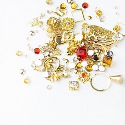 Dekorationer - Mix - Gold - 06 - Hyacinthe - Mix glitter / dekorationer -glamandbeauty.se Dekorationer - Mix - Gold - 06 - Hyacinthe - Mix glitter / dekorationer -glamandbeauty.se
