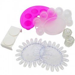 5-pack vätskebehållare och 40 övningsnaglar - Behållare för vätskor -glamandbeauty.se 5-pack vätskebehållare och 40 övningsnaglar - Behållare för vätskor -glamandbeauty.se