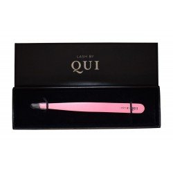 Brynpincett - Brow tweezer - Rosa - QUI - Pincetter -glamandbeauty.se Brynpincett - Brow tweezer - Rosa - QUI - Pincetter -glamandbeauty.se