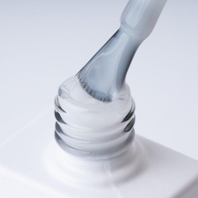 Inveray - Rubber Base Coat - Milky White - 10 ml - Top / Bas - Luxury Collection -glamandbeauty.se Inveray - Rubber Base Coat - Milky White - 10 ml - Top / Bas - Luxury Collection -glamandbeauty.se