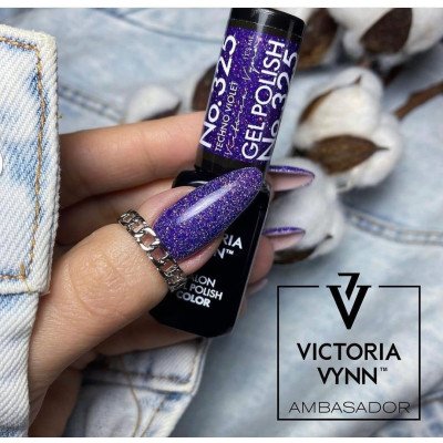 Victoria Vynn - Gel Polish - 325 Techno Violet - Gellack - Enkelfärgad -glamandbeauty.se