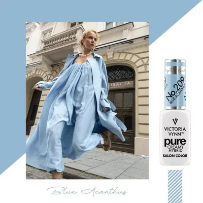 Victoria Vynn - Pure Creamy - 209 Blue Acanthus - Gellack - Enkelfärgad -glamandbeauty.se Victoria Vynn - Pure Creamy - 209 Blue Acanthus - Gellack - Enkelfärgad -glamandbeauty.se