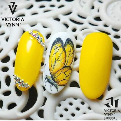 Victoria Vynn - Gel Polish - 140 Summer Sun - Gellack - Enkelfärgad -glamandbeauty.se Victoria Vynn - Gel Polish - 140 Summer Sun - Gellack - Enkelfärgad -glamandbeauty.se