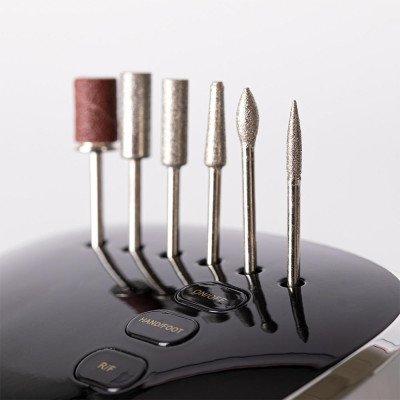 Elektrisk nagelfil - M12 - 35000 RPM - 68W - Vit - Slipmaskiner -glamandbeauty.se Elektrisk nagelfil - M12 - 35000 RPM - 68W - Vit - Slipmaskiner -glamandbeauty.se