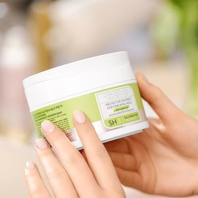 Pharm foot - Skydd för spruckna hälar - 200 ml - Victoria Vynn - Krämer -glamandbeauty.se