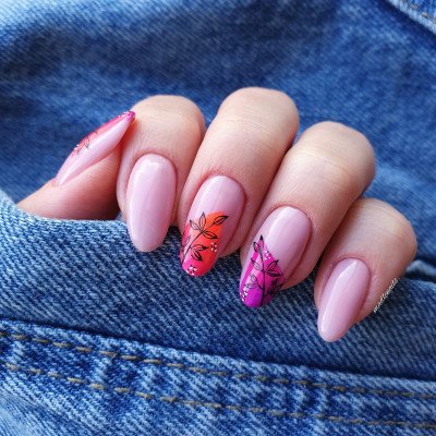 Gel Polish - Mega Base - Pink - 15 ml - Victoria Vynn - Top / Bas / Remover -glamandbeauty.se