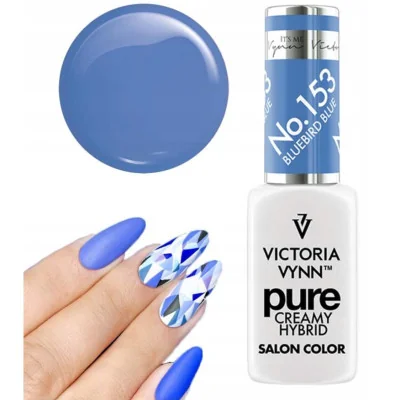 Victoria Vynn - Pure Creamy - 153 Bluebird Blue - Gellack - Glitter -glamandbeauty.se Victoria Vynn - Pure Creamy - 153 Bluebird Blue - Gellack - Glitter -glamandbeauty.se