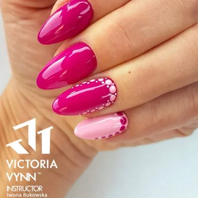 Victoria Vynn - Pure Creamy - 127 Rose Madder - Gellack - Enkelfärgad -glamandbeauty.se Victoria Vynn - Pure Creamy - 127 Rose Madder - Gellack - Enkelfärgad -glamandbeauty.se