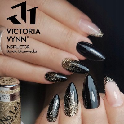 Victoria Vynn - Pure Creamy - 144 Midas Touch - Gellack - Glitter -glamandbeauty.se Victoria Vynn - Pure Creamy - 144 Midas Touch - Gellack - Glitter -glamandbeauty.se