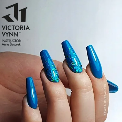 Victoria Vynn - Pure Creamy - 033 Emerald Ocean - Gellack - Enkelfärgad -glamandbeauty.se