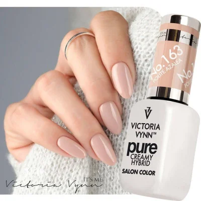 Victoria Vynn - Pure Creamy - 163 Polite Azalea - Gellack - Enkelfärgad -glamandbeauty.se Victoria Vynn - Pure Creamy - 163 Polite Azalea - Gellack - Enkelfärgad -glamandbeauty.se