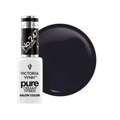 Victoria Vynn - Pure Creamy - 247 In the Dark - Gellack - Enkelfärgad -glamandbeauty.se Victoria Vynn - Pure Creamy - 247 In the Dark - Gellack - Enkelfärgad -glamandbeauty.se