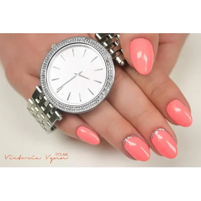 Victoria Vynn - Gel Polish - 226 Living Coral - Gellack - Enkelfärgad -glamandbeauty.se