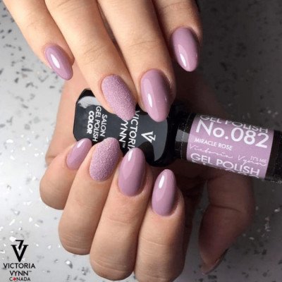 Victoria Vynn - Gel Polish - 082 Miracle Rose - Gellack - Enkelfärgad -glamandbeauty.se Victoria Vynn - Gel Polish - 082 Miracle Rose - Gellack - Enkelfärgad -glamandbeauty.se