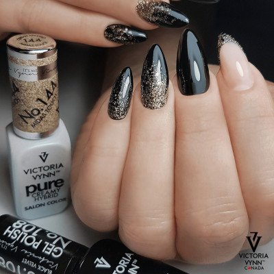 Victoria Vynn - Gel Polish - 108 Black Velvet - Gellack - Enkelfärgad -glamandbeauty.se Victoria Vynn - Gel Polish - 108 Black Velvet - Gellack - Enkelfärgad -glamandbeauty.se