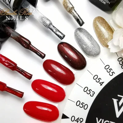 Victoria Vynn - Gel Polish - 054 Smoky Brown - Gellack - Enkelfärgad -glamandbeauty.se Victoria Vynn - Gel Polish - 054 Smoky Brown - Gellack - Enkelfärgad -glamandbeauty.se