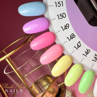 Victoria Vynn - Gel Polish - 145 Palm Tree - Gellack - Enkelfärgad -glamandbeauty.se Victoria Vynn - Gel Polish - 145 Palm Tree - Gellack - Enkelfärgad -glamandbeauty.se