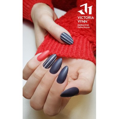 Victoria Vynn - Gel Polish - 170 Light Ash - Gellack - Enkelfärgad -glamandbeauty.se Victoria Vynn - Gel Polish - 170 Light Ash - Gellack - Enkelfärgad -glamandbeauty.se