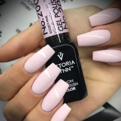 Victoria Vynn - Gel Polish - 200 Society Pink - Gellack - Enkelfärgad -glamandbeauty.se Victoria Vynn - Gel Polish - 200 Society Pink - Gellack - Enkelfärgad -glamandbeauty.se