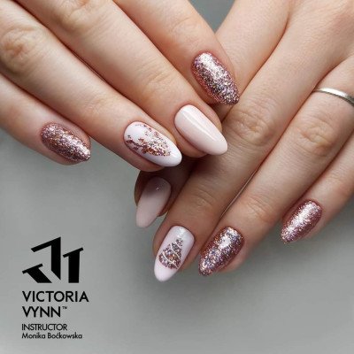 Victoria Vynn - Gel Polish - 230 Coral Diamond - Gellack - Enkelfärgad -glamandbeauty.se