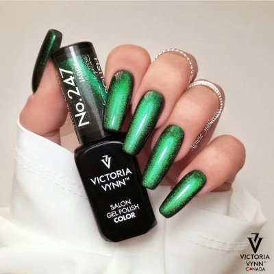 Victoria Vynn - Gel Polish - 247 Stone Cat Eye - Gellack - Cat Eye -glamandbeauty.se Victoria Vynn - Gel Polish - 247 Stone Cat Eye - Gellack - Cat Eye -glamandbeauty.se