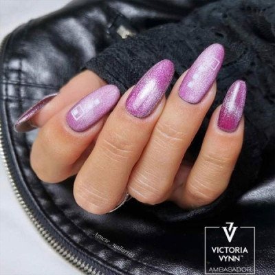 Victoria Vynn - Gel Polish - 269 Stone Cat Eye - Gellack - Cat Eye -glamandbeauty.se Victoria Vynn - Gel Polish - 269 Stone Cat Eye - Gellack - Cat Eye -glamandbeauty.se