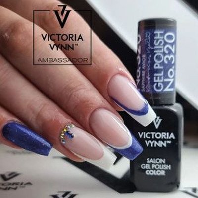 Victoria Vynn - Gel Polish - 320 Sapphire Avior - Gellack - Glitter -glamandbeauty.se Victoria Vynn - Gel Polish - 320 Sapphire Avior - Gellack - Glitter -glamandbeauty.se